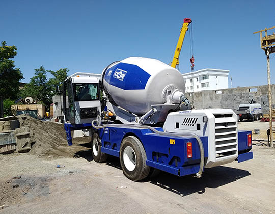 Hormigonera Autocargable de 4.0cub