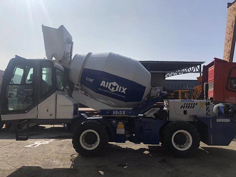 AS-3.5 Hormigonera Autocargante Enviada A Rusia - AIMIX Grupo