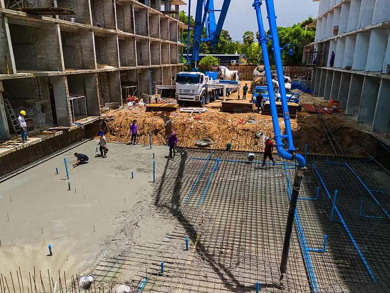 Camión Bomba Pluma para Concreto para Edificio de Oficina